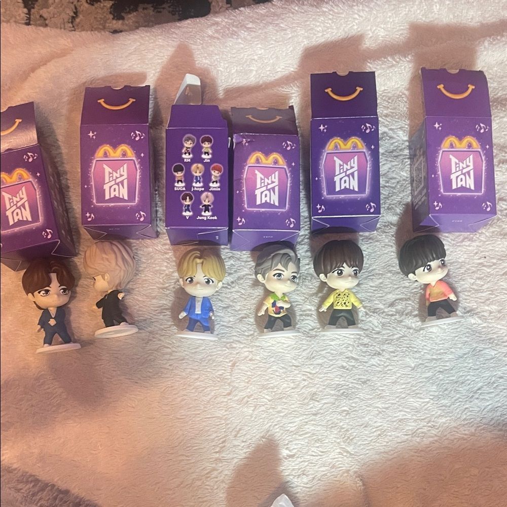 TinyTAN McDonald’s toy bundle